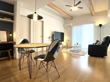 つくば市M様邸のリビング写真。シンプルながらオシャレな空間を創作したお部屋はモデルルームのようです。お客様いわく満足度100点の家でもっと多くの人にIKIを知ってもらいたいと嬉しいお言葉を頂きました。